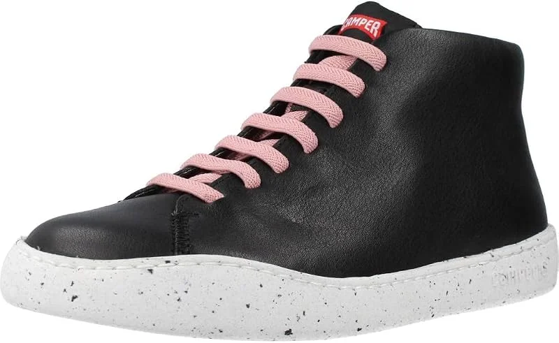 Camper Peu Touring K400422, botas curtas ao tornozelo para mulher — Roupa aquecida